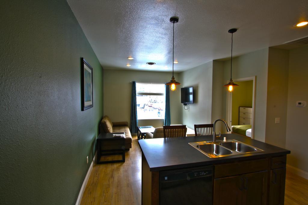 City Loft Apartments Billings Bilik gambar