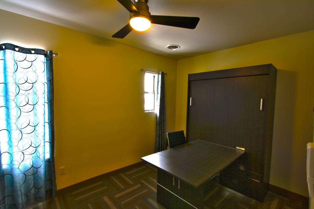 City Loft Apartments Billings Bilik gambar